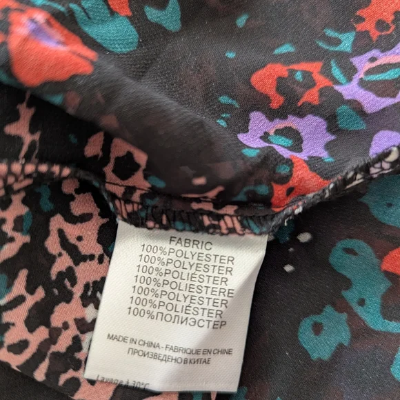 Molly Bracken Multicolor Floral Blouse with Bow - Picture 4 of 5